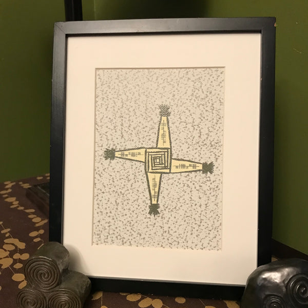 Welcome- Fáilte Brigid's Cross print framed on table